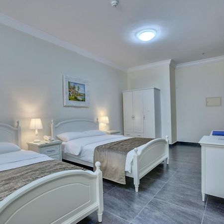 Royal Hotel ชาร์จาห์ ภายนอก รูปภาพ